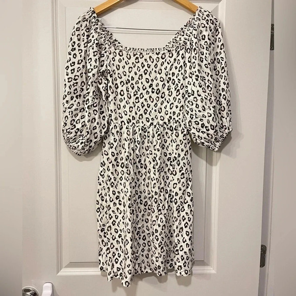 NWOT BillaBong Sweet demeanor pink leopard print smocked‎ mini XS - Picture 5 of 7